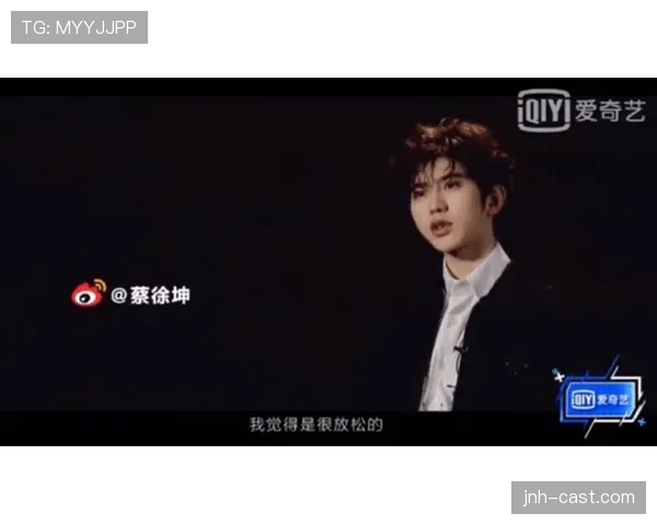 拉莫斯竟然对着镜子练习表情管理，这份职业病太难了吧！